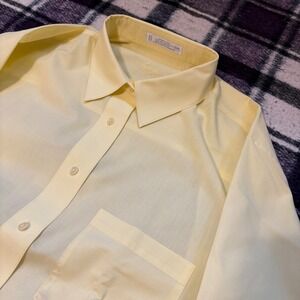 Foxcroft Womens Wrinkle Free Button Up Shirt Yellow Size 16W Cotton Polyester